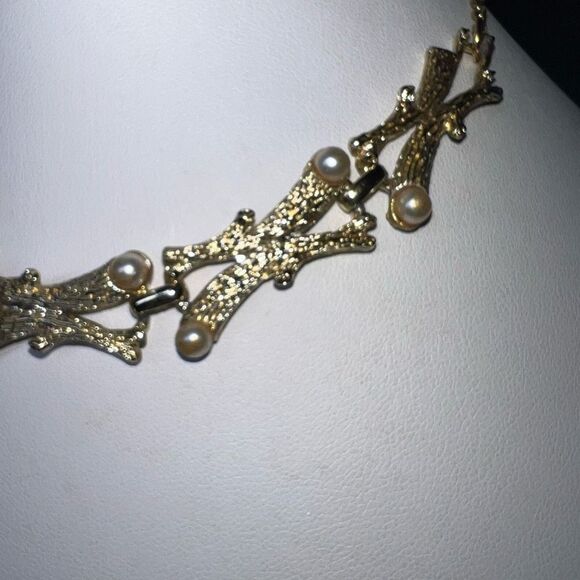 Vintage MCM Gold Tone With Faux Pearl Branch Choker Necklace - Picture 4 of 6